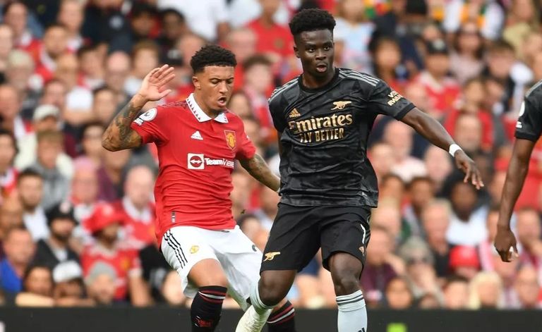 جادون سانشو وبوكايو ساكا محمد صلاح مهاجم ليفربول