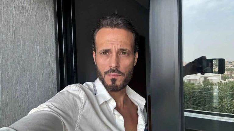 الفنان يوسف الشريف