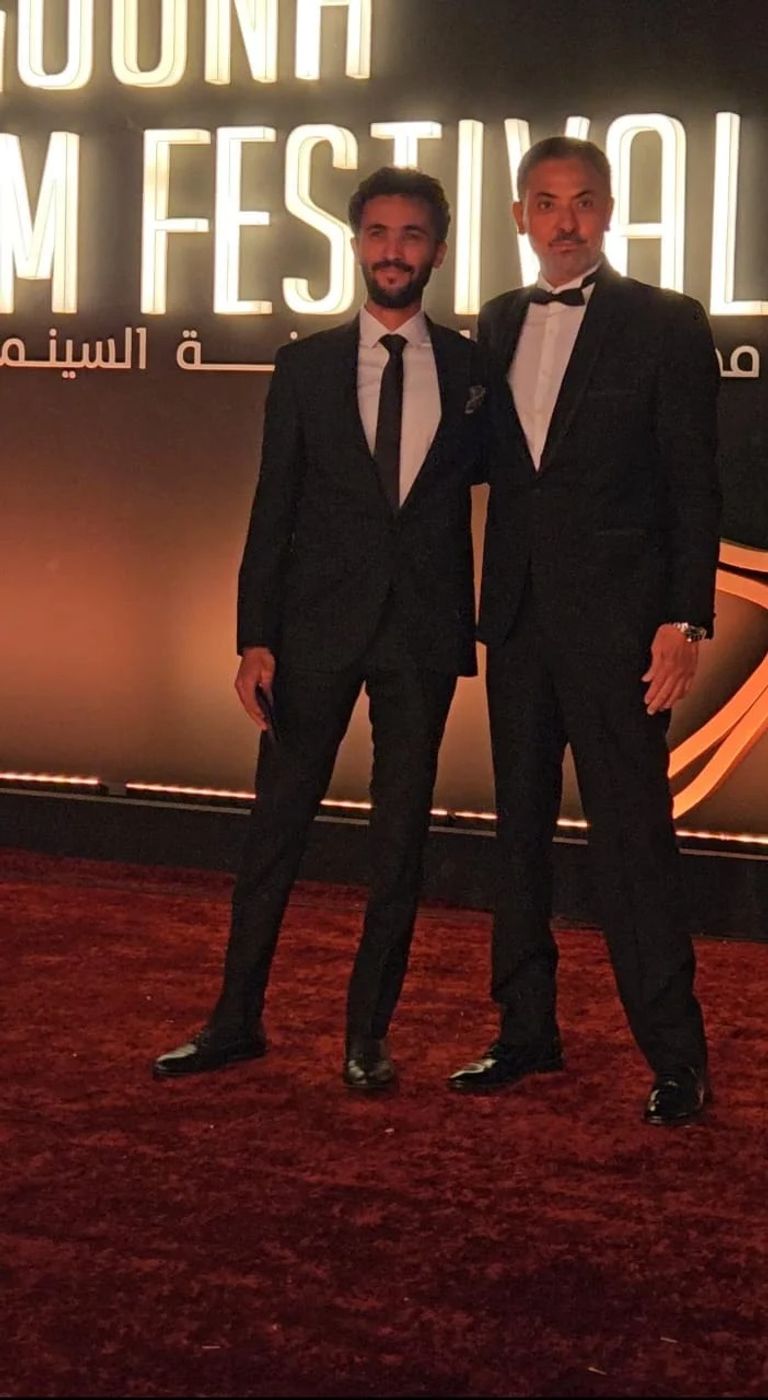 الممثل المصري تامر هجرس وزوجته