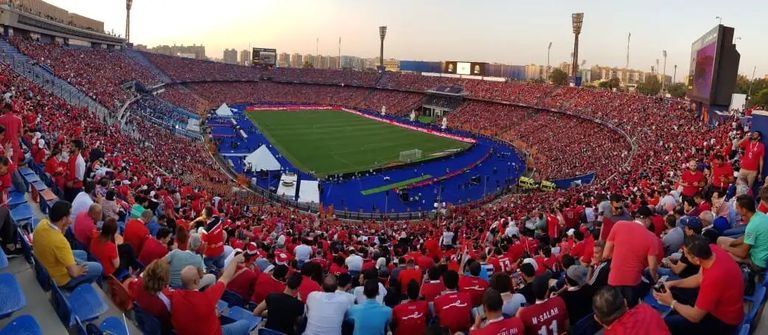 حسين الشحات أثناء حواره مع