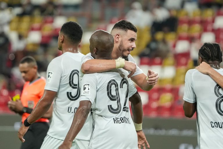 الجزيرة ضد خورفكان من فوز الجزيرة على خورفكان في الدوري الإماراتي