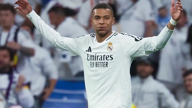 كيليان مبابي ريال مدريد وبرشلونة