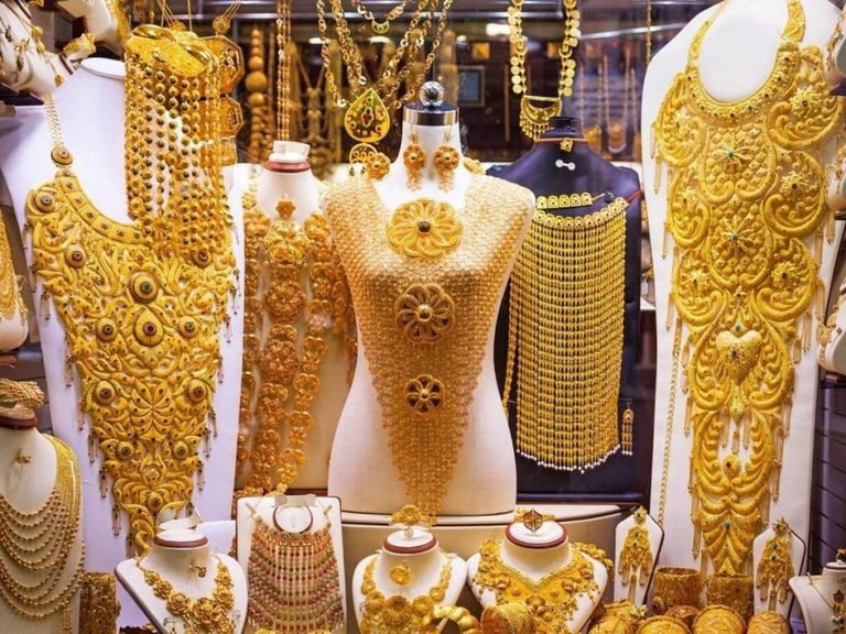 مشغولات ذهبية - أرشيفية
