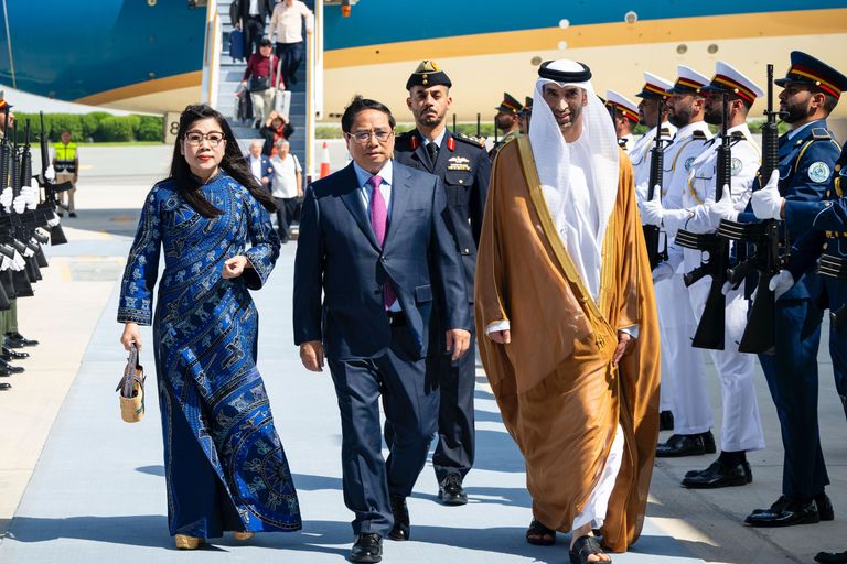 الشيخ منصور بن زايد آل نهيان