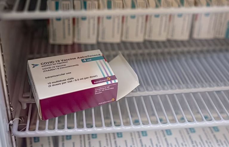 شعار شركة أسترازينيكا