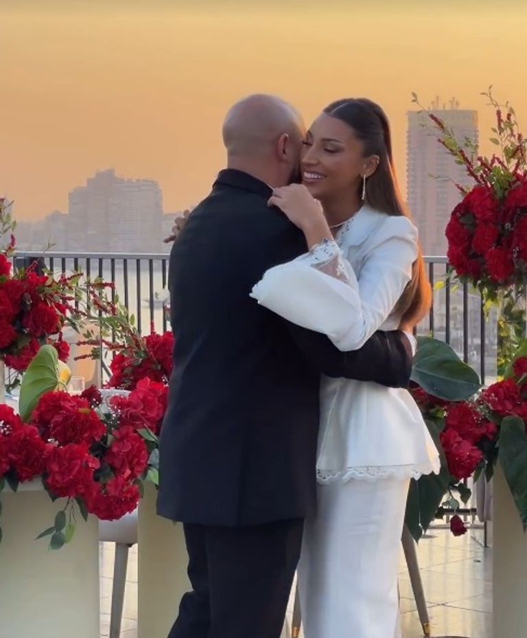 محمود العسيلي وزوجته الجديدة