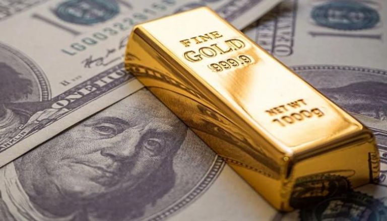 سبائك ذهبية - أرشيفية  مشغولات ذهبية بأحد المحال