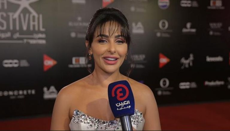 الفنانة ميس حمدان