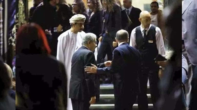 نجوم الفن والسياسة في عزاء مصطفى فهمي