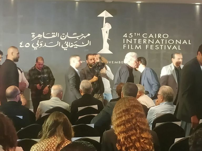 حسين فهمي في مؤتمر مهرجان القاهرة السينمائي