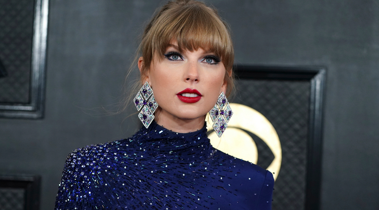 مجموعة من المشاهير الداعمين لترامب وهاريس