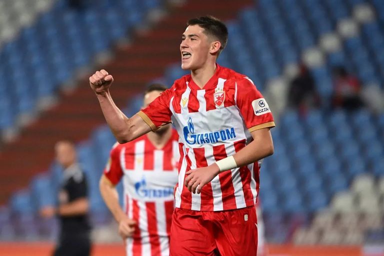 ماكسيموفيتش لامين يامال نجم برشلونة