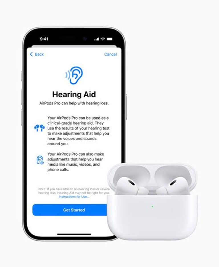 آيفون وسماعة AirPods Pro 2 وساعة أبل