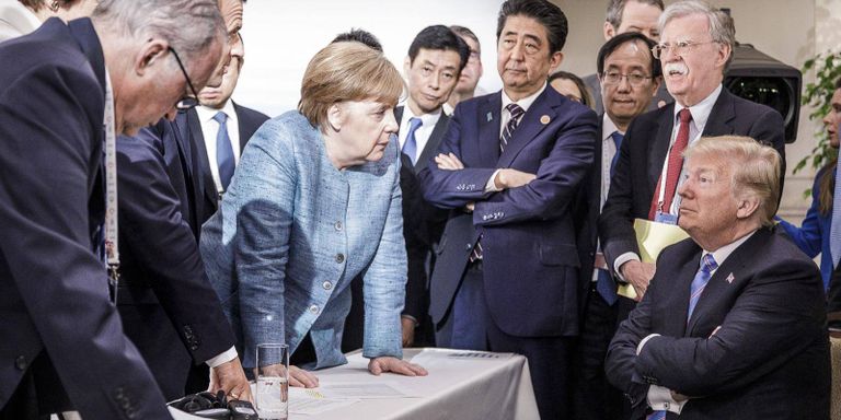 دونالد ترامب كامالا هاريس ودونالد ترامب