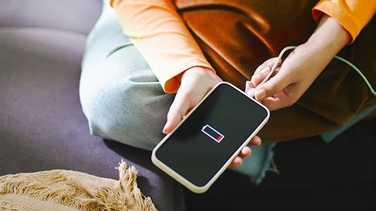 أسباب نفاد بطارية الهاتف بسرعة