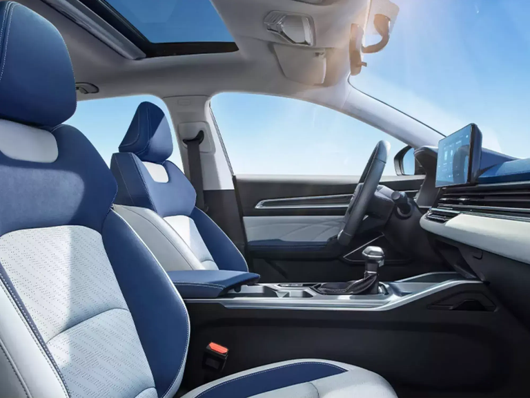 مواصفات جيلي إمجراند 2025