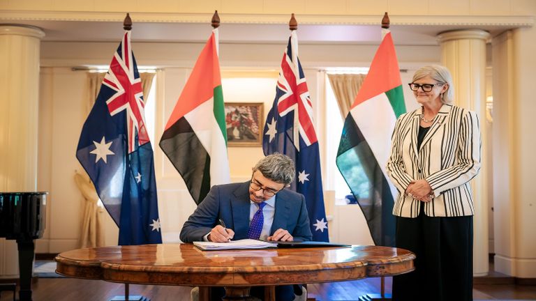 الشيخ عبدالله بن زايد آل نهيان ورئيس وزراء أستراليا