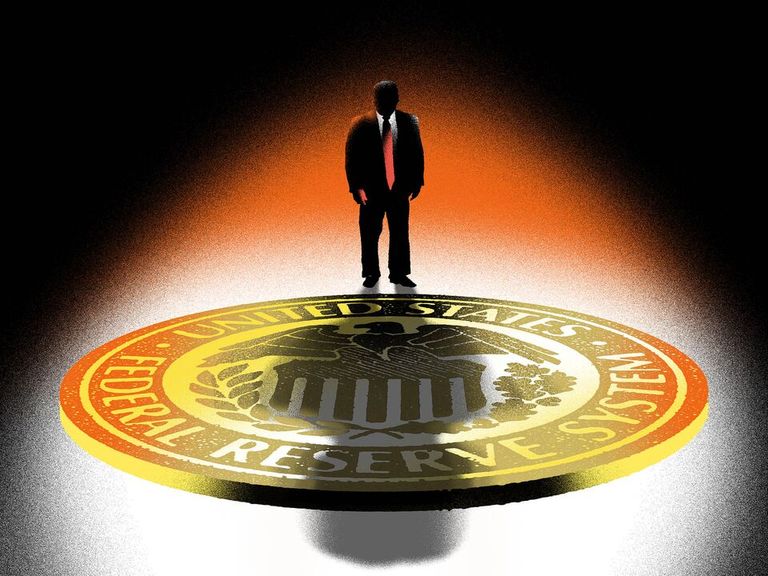 الرئيس الأمريكي المنتخب ورئيس الاحتياطي الفيدرالي