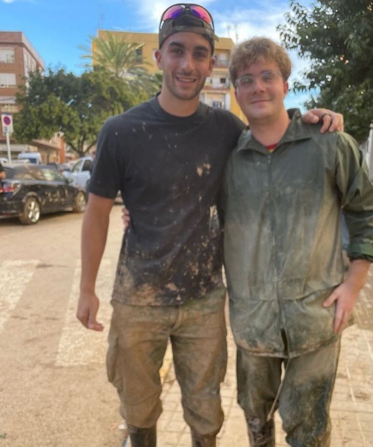 فيران توريس نجم برشلونة