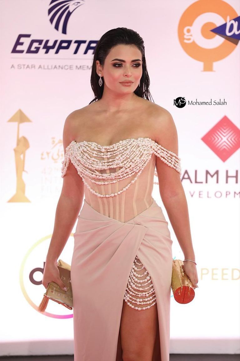 الممثلة المصرية أسماء جلال