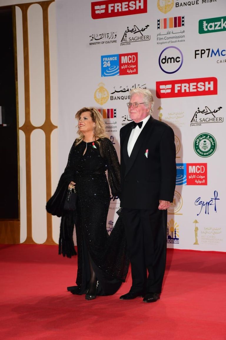 هالة سرحان تتألق بالموف في مهرجان القاهرة