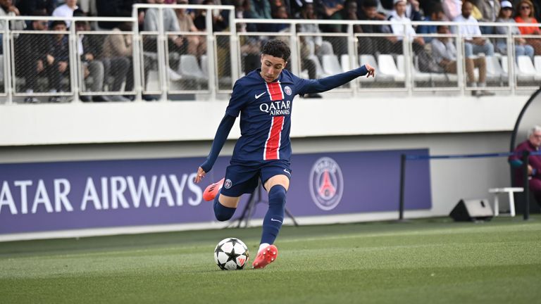 آدم العياري