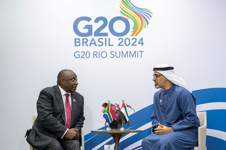 ولي عهد أبوظبي مع الرئيس المصري