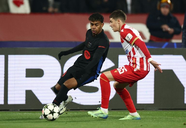 لامين يامال نجم برشلونة الواعد