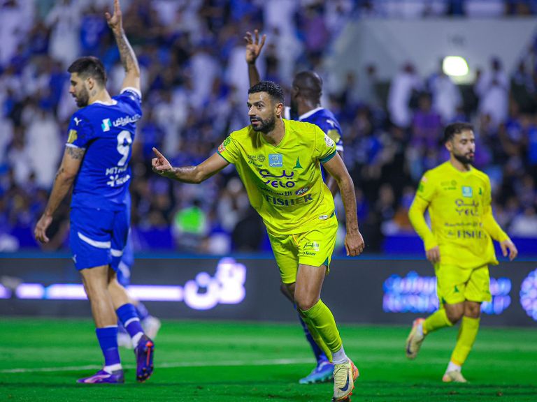 فريق الخليج من الفوز على الهلال