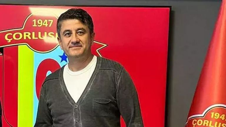 المدرب التركي الراحل إرسين أكا