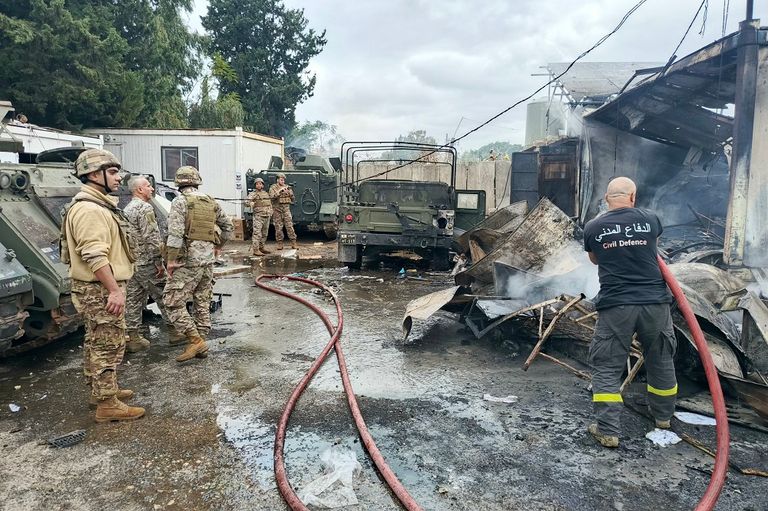 جانب من الدمار في الجانبين اللبناني والإسرائيلي