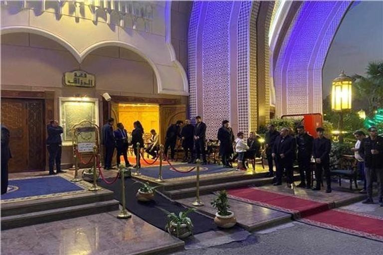 تامر حسني في عزاء محمد رحيم