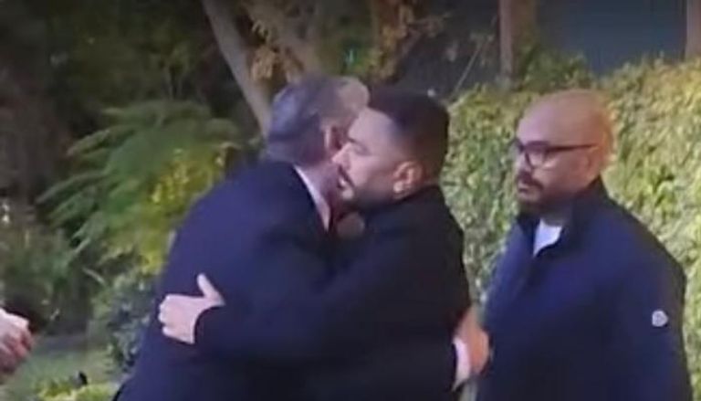 الفنانة هند عاكف في عزاء محمد رحيم 