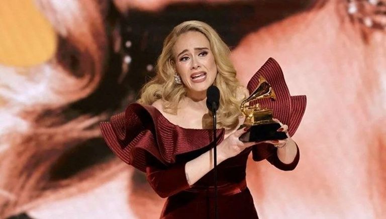 المغنية البريطانية أديل