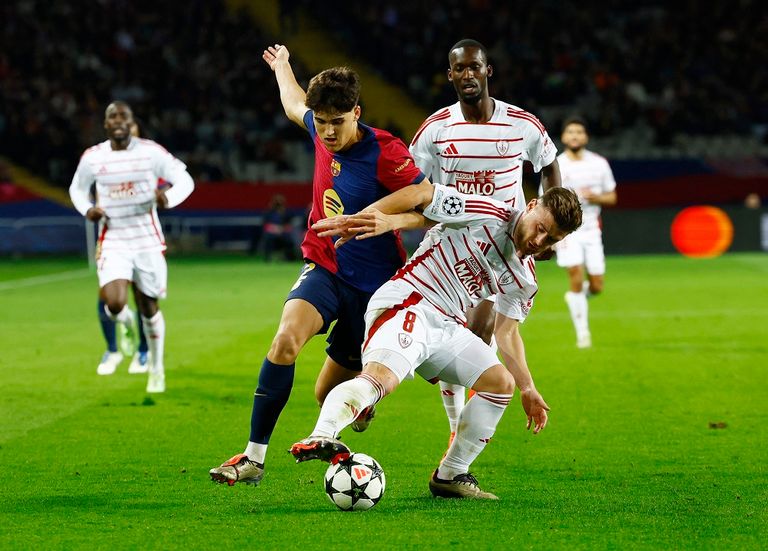 فريق برشلونة الإسباني 