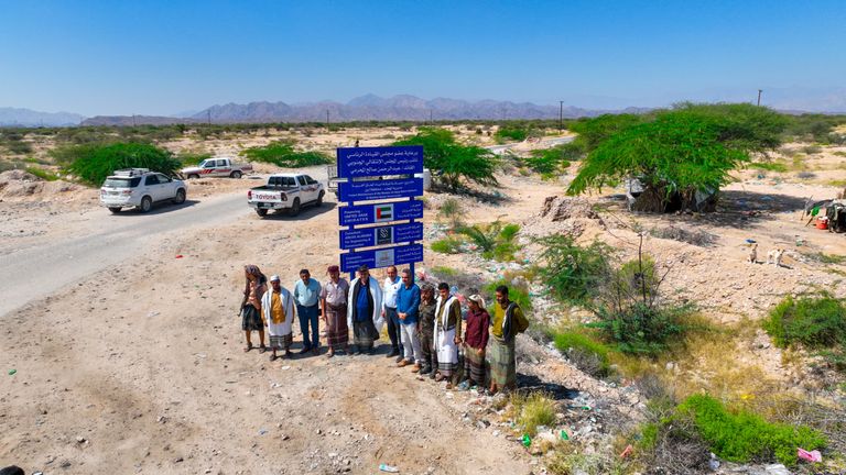 تدشين مشروعات بتمويل إماراتي في اليمن