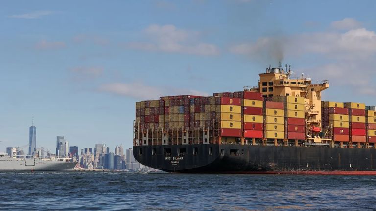 سفن الحشن البحري عمال سفن الشحن