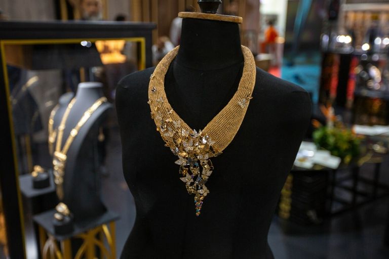 مشغولات ذهبية - أرشيفية 