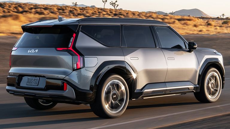 الاقتصاد في استهلاك الوقود لسيارة كيا EV9 موديل 2026