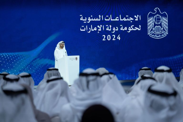 الإمارات تحلق نحو المستقبل بإنجازات اقتصادية وتنموية فارقة