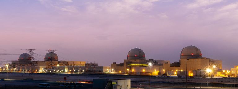 الإمارات تحلق نحو المستقبل بإنجازات اقتصادية وتنموية فارقة