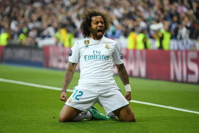 مارسيلو لاعب ريال مدريد السابق الموهبة الجزائرية مهدي دورفال