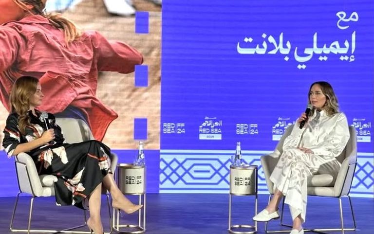 إميلي بلانت