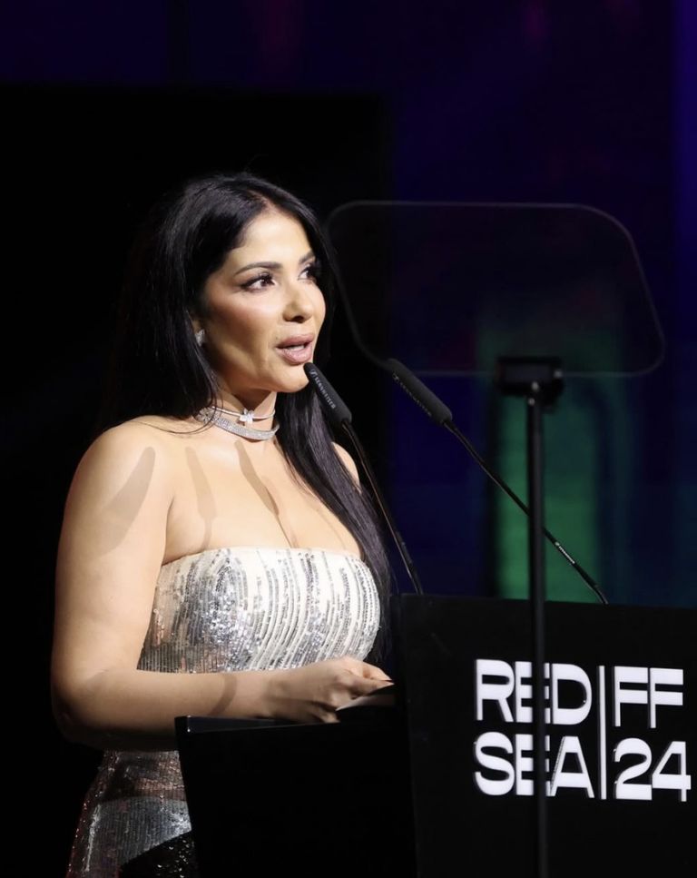 منى ذكي المكرمين في مهرجان البحر الأحمر السينمائي 2024