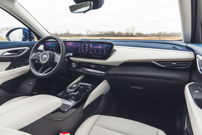 تصميم سيارة بيوك انفيستا 2025 بيوك إنفيستا 2025