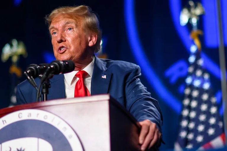 دونالد ترامب دونالد ترامب