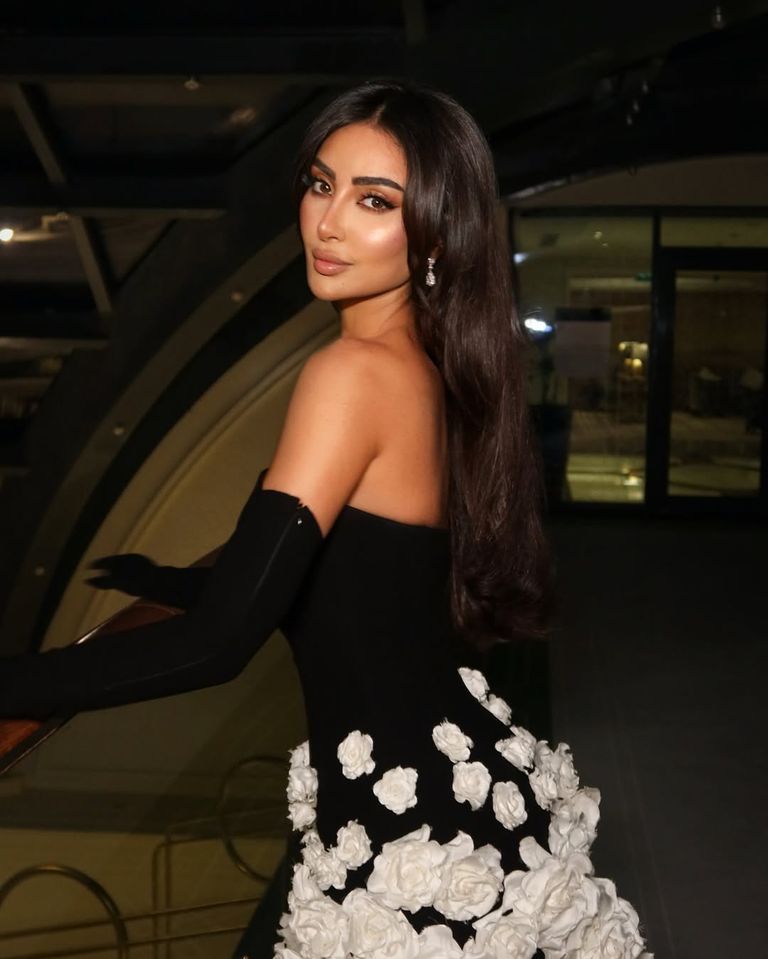 الفنانة جميلة عوض