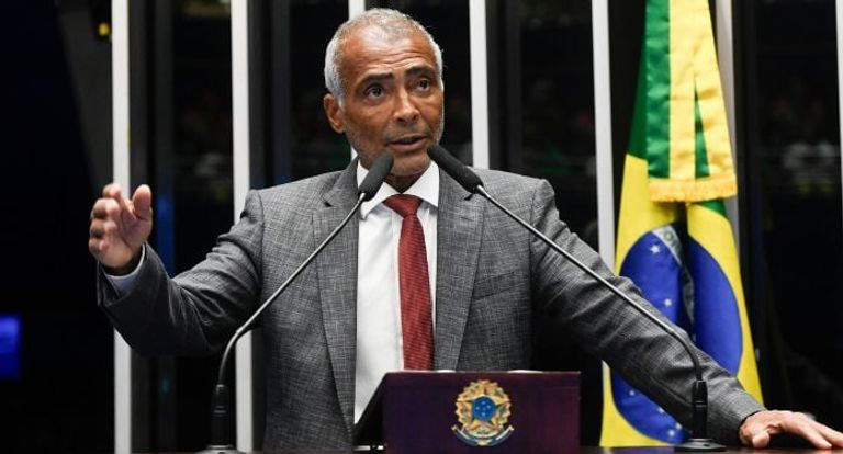 بيليه نجم البرازيل السابق