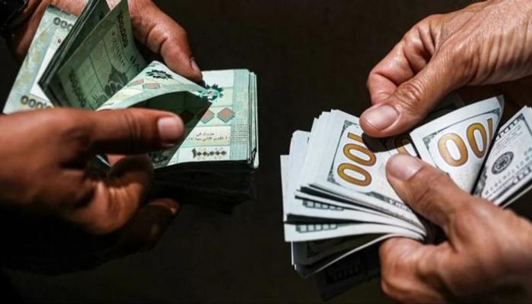 الليرة اللبنانية مقابل الدولار  - أرشيفية