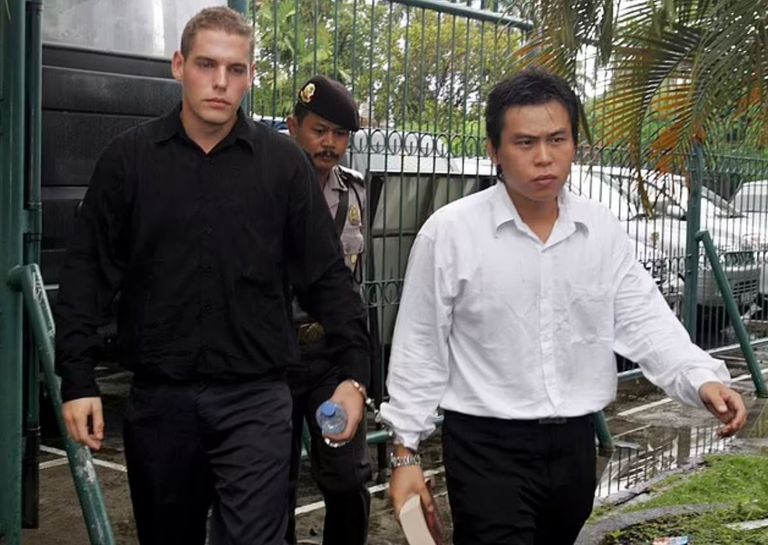 أعضاء مجموعة "بالي ناين"